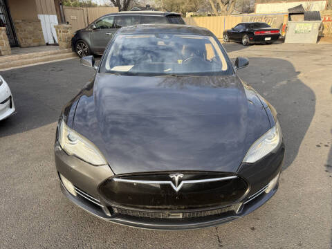 2015 Tesla Model S 85
