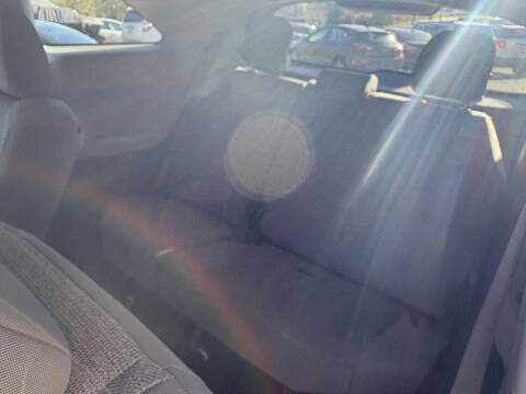 2022 Toyota Sienna LE 8-Passenger