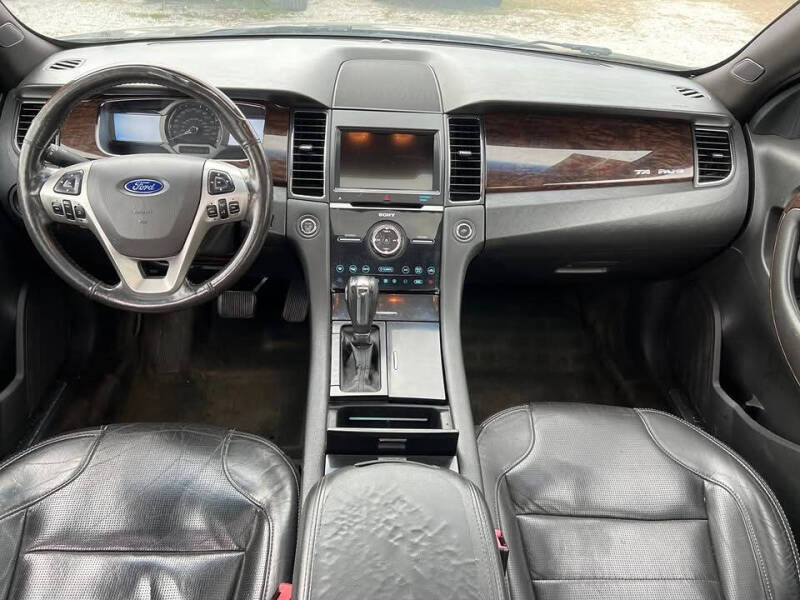 2017 Ford Taurus Limited