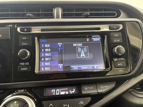 2016 Toyota Prius c One