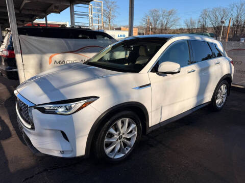 2019 Infiniti QX50 Essential