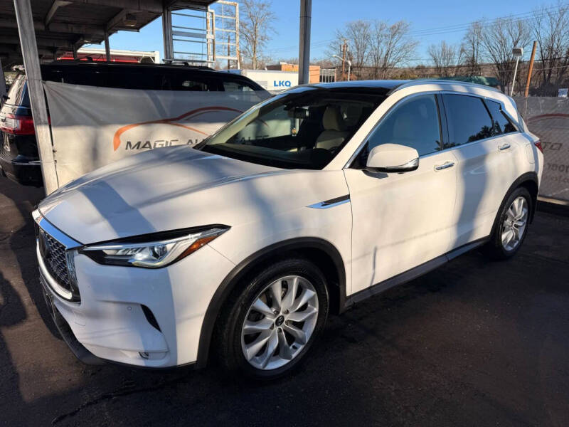 2019 Infiniti QX50 Essential