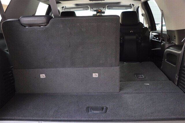 2017 Cadillac Escalade Luxury