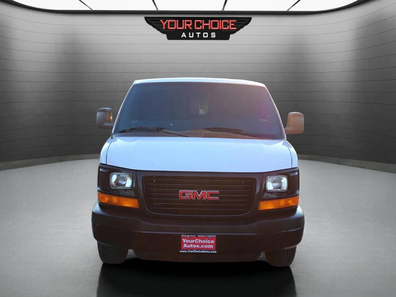 2016 GMC Savana 3500 3dr Extended Cargo Van w/1WT's photo