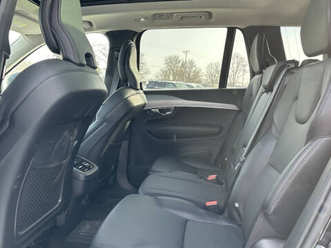 2023 Volvo XC90 B5 Core