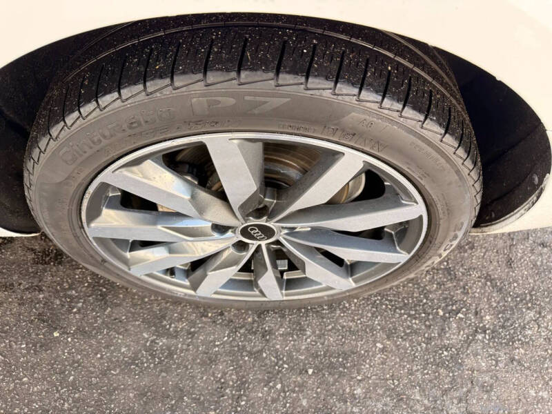 2021 Audi A4 quattro Premium 40 TFSI