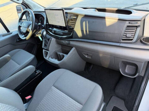 2023 Ford Transit 350 XLT