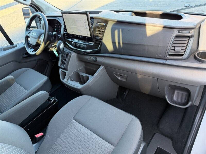 2023 Ford Transit 350 XLT