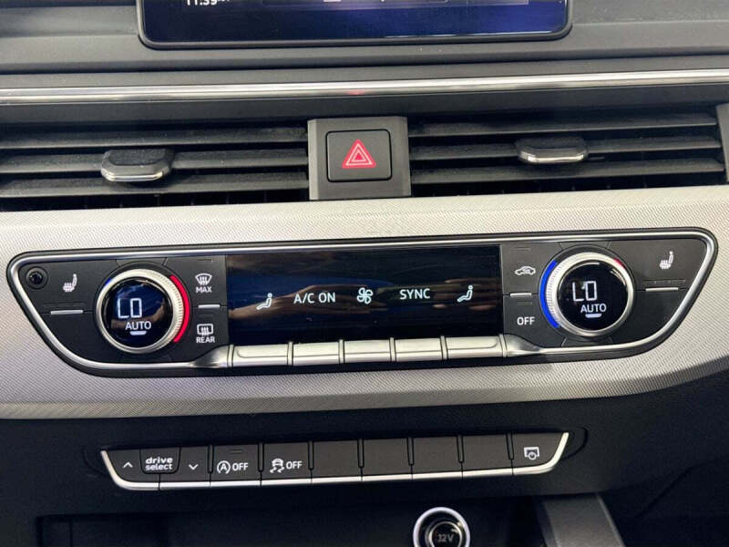 2017 Audi A4 2.0T quattro Premium