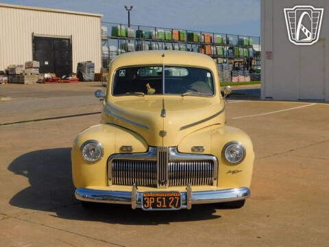 1942 Ford Super Deluxe