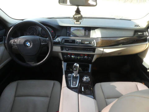 2012 BMW 5 Series 528i xDrive