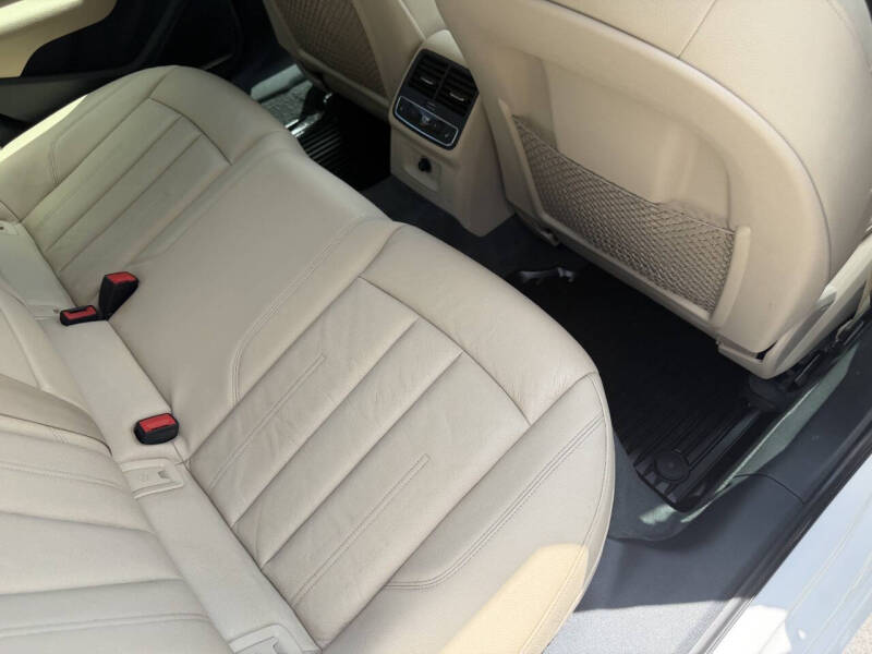2018 Audi A4 2.0T quattro Premium Plus
