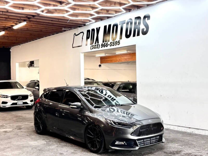 2017 Ford Focus ST