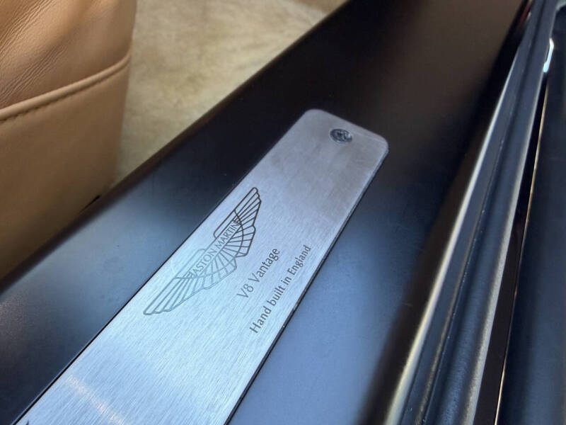 2012 Aston Martin V8 Vantage