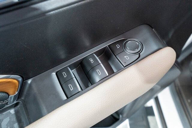 2023 GMC Canyon Denali