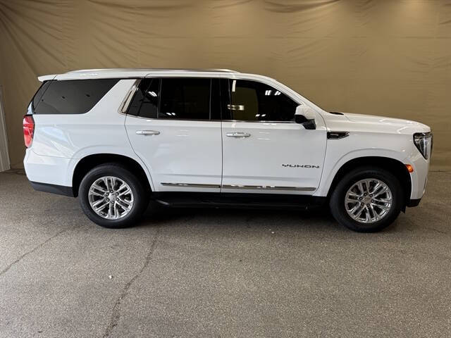 2024 GMC Yukon SLT