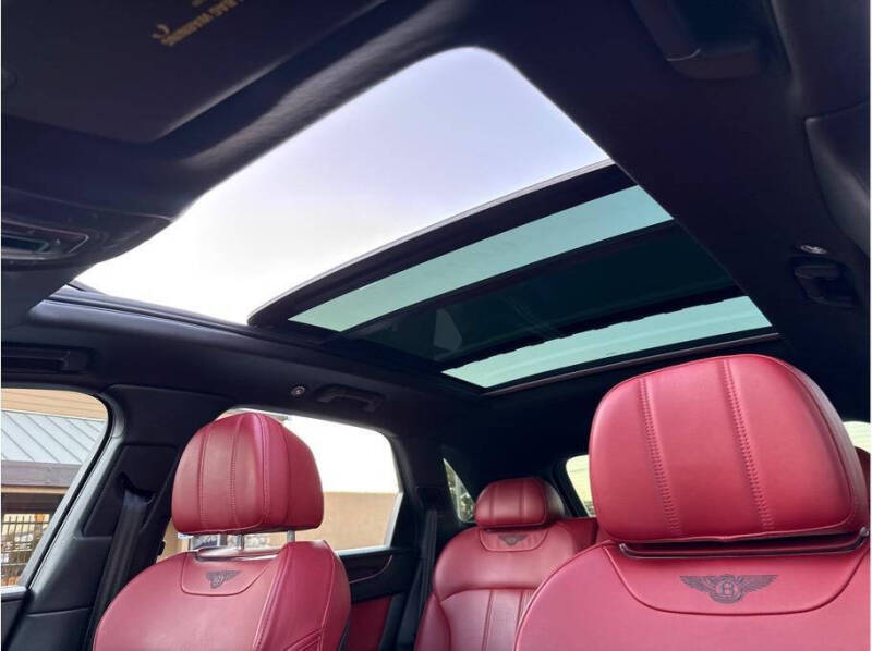 2019 Bentley Bentayga V8