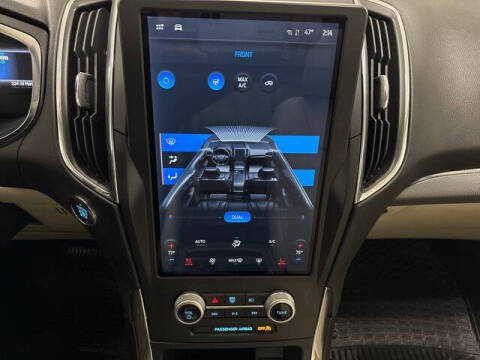 2021 Ford Edge Titanium