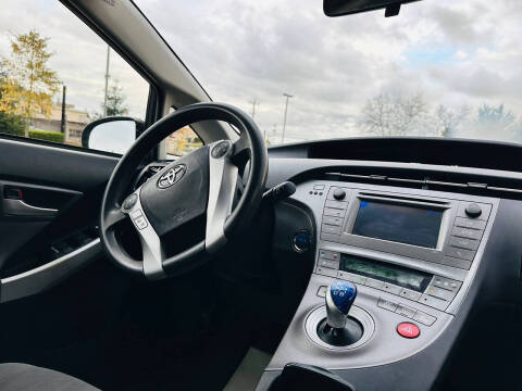2015 Toyota Prius Two