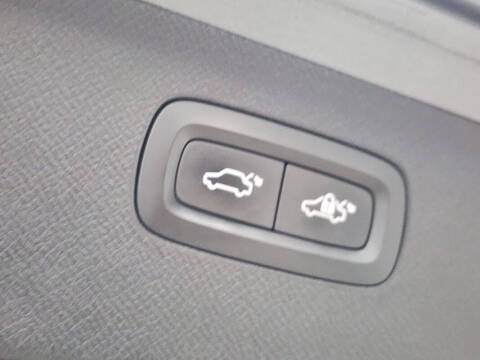 2017 Volvo XC90 T6 Inscription