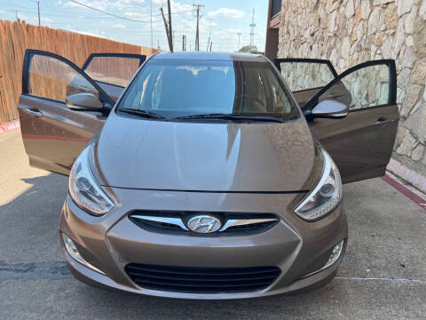 2014 Hyundai Accent SE