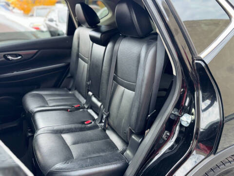 2015 Nissan Rogue SL