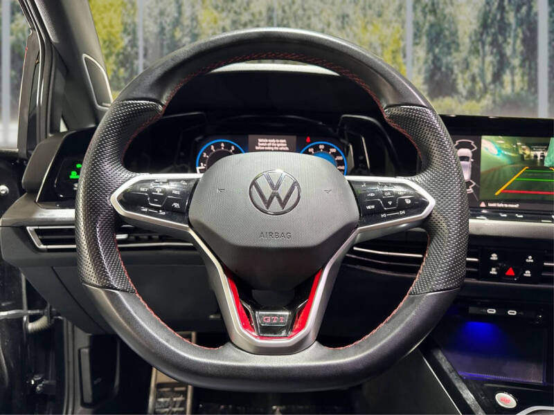 2023 Volkswagen Golf GTI SE