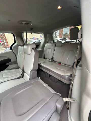 2017 Chrysler Pacifica