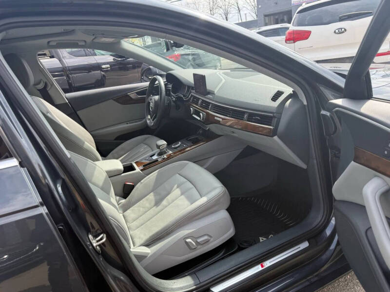 2019 Audi A4 quattro Premium 45 TFSI