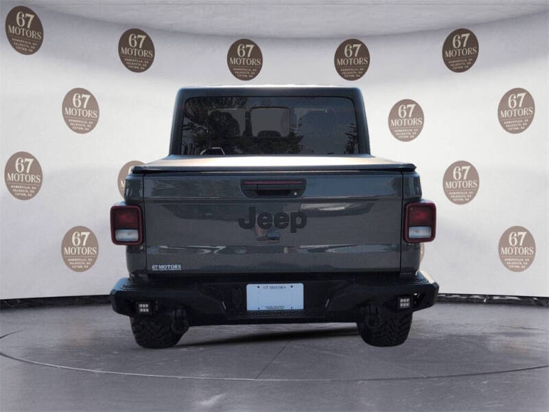 2021 Jeep Gladiator Willys