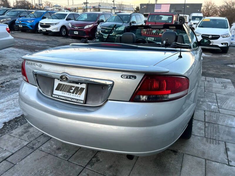 2005 Chrysler Sebring GTC