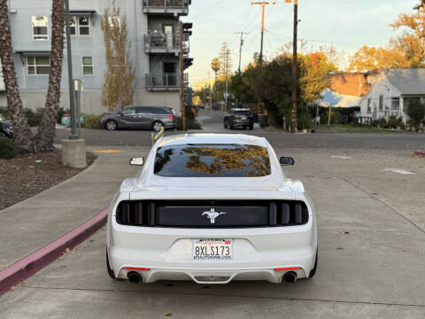 2016 Ford Mustang V6