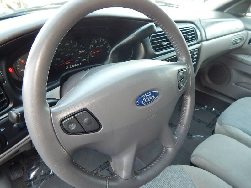 2000 Ford Taurus SEL