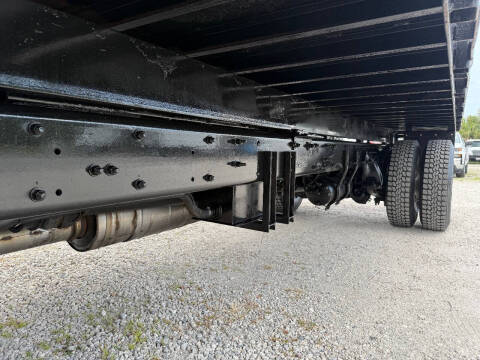 2017 Freightliner M2 106