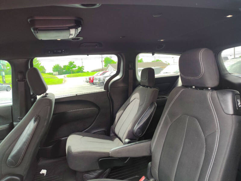 2018 Chrysler Pacifica Touring Plus