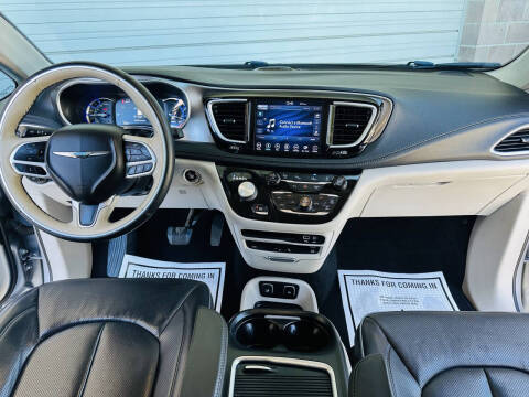 2018 Chrysler Pacifica Hybrid Limited