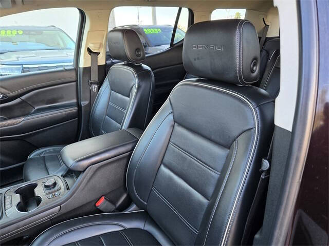 2021 GMC Acadia Denali