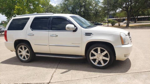 2010 Cadillac Escalade Luxury