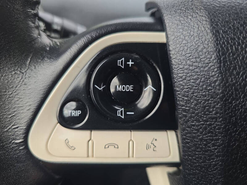 2018 Toyota Prius Four Touring