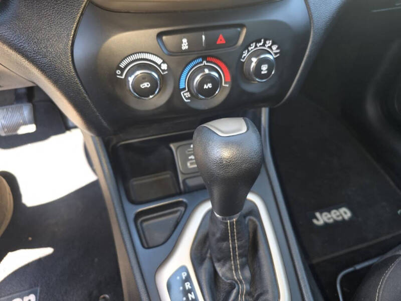 2014 Jeep Cherokee Sport