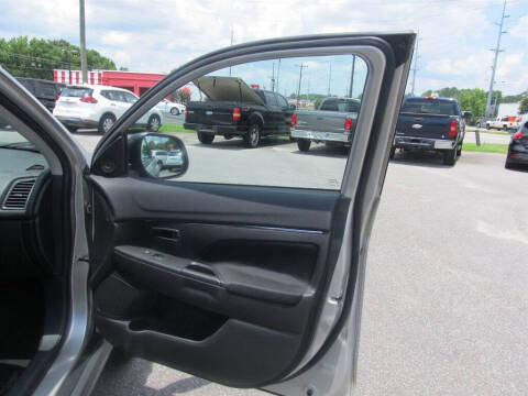 2013 Mitsubishi Outlander Sport ES