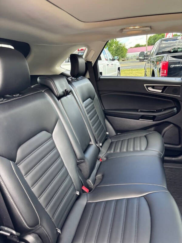 2019 Ford Edge SEL