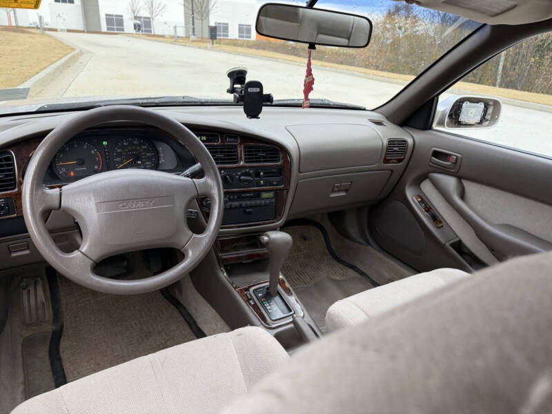 1996 Toyota Camry LE