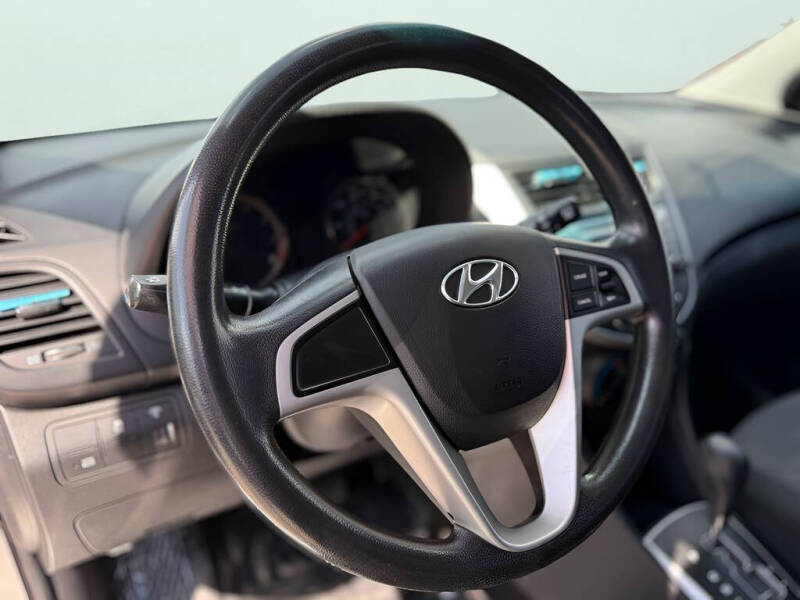 2014 Hyundai Accent GS