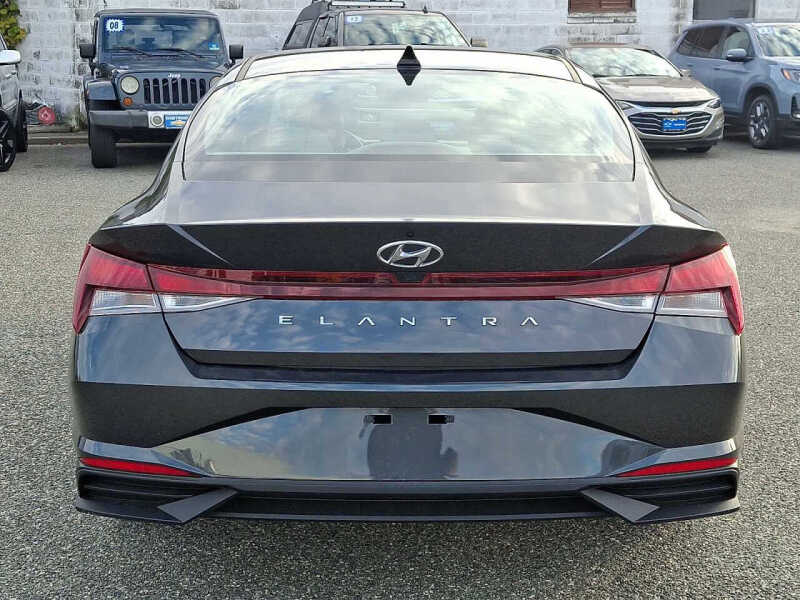 2023 Hyundai Elantra