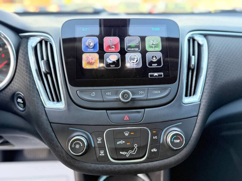 2017 Chevrolet Malibu LT