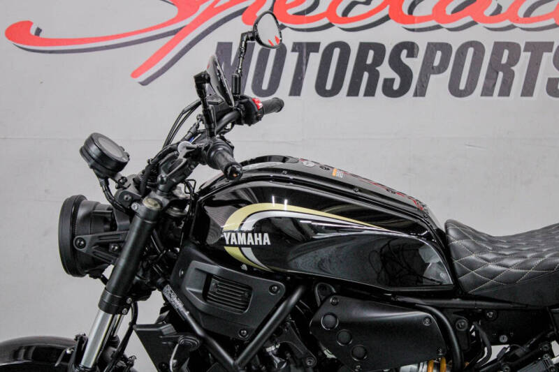2023 Yamaha XSR700