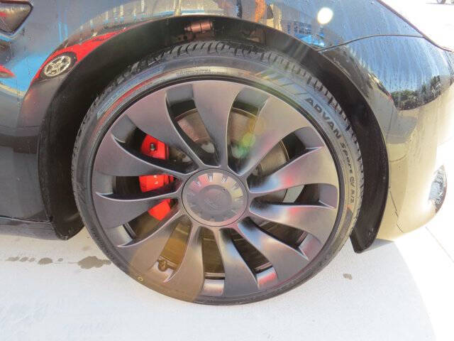 2023 Tesla Model 3 Performance