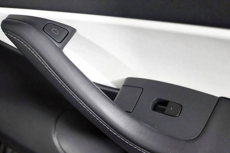 2021 Tesla Model Y Standard Range