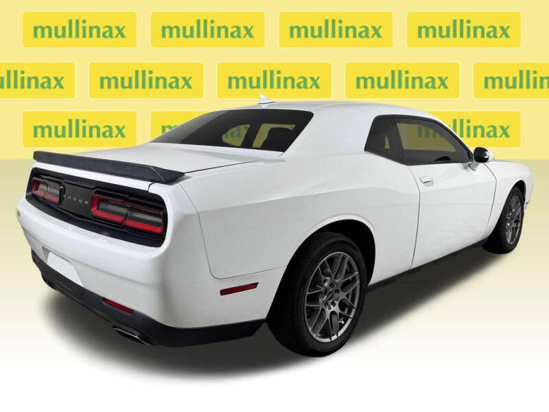 2016 Dodge Challenger SXT